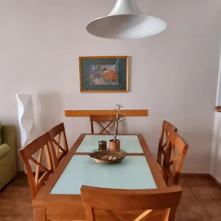La Casa De Piedras El Pozo de los Frailes