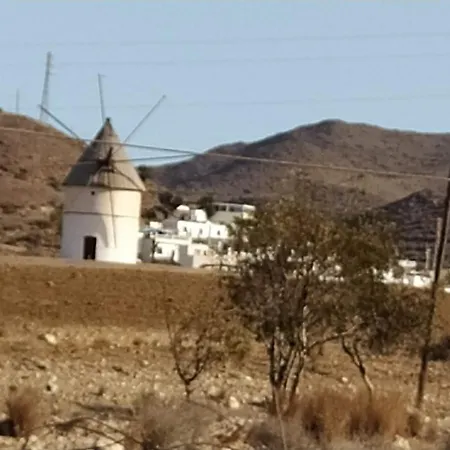 La Casa De Piedras * El Pozo de los Frailes